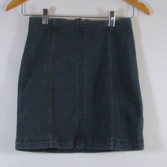 Free People Dresses & Skirts - Free People Womens Slightly Faded Navy Blue Mini Skirt Size 4 Pre-owned